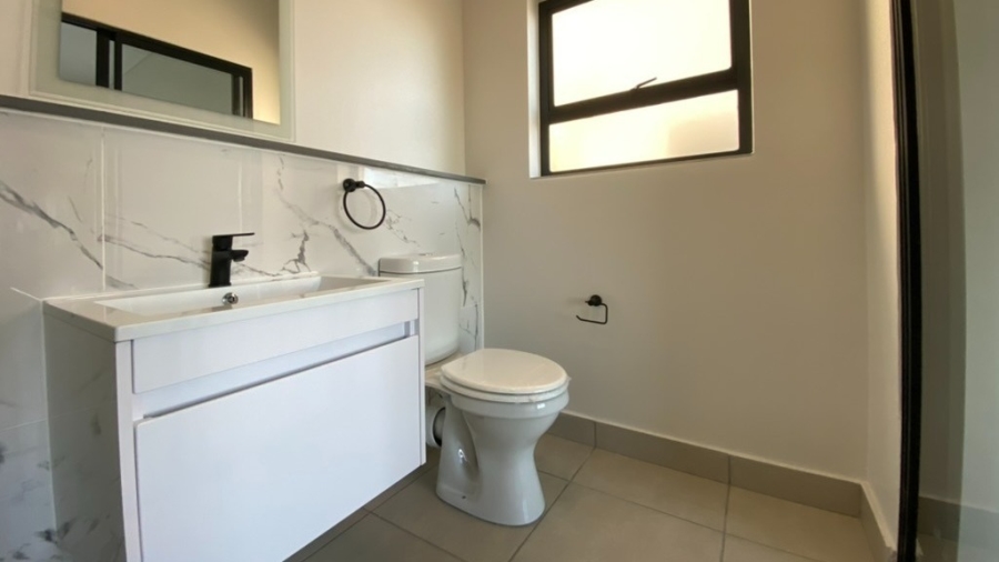 To Let 1 Bedroom Property for Rent in Sandown Western Cape